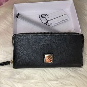 Dooney pebble leather wristlet wallet large organizer